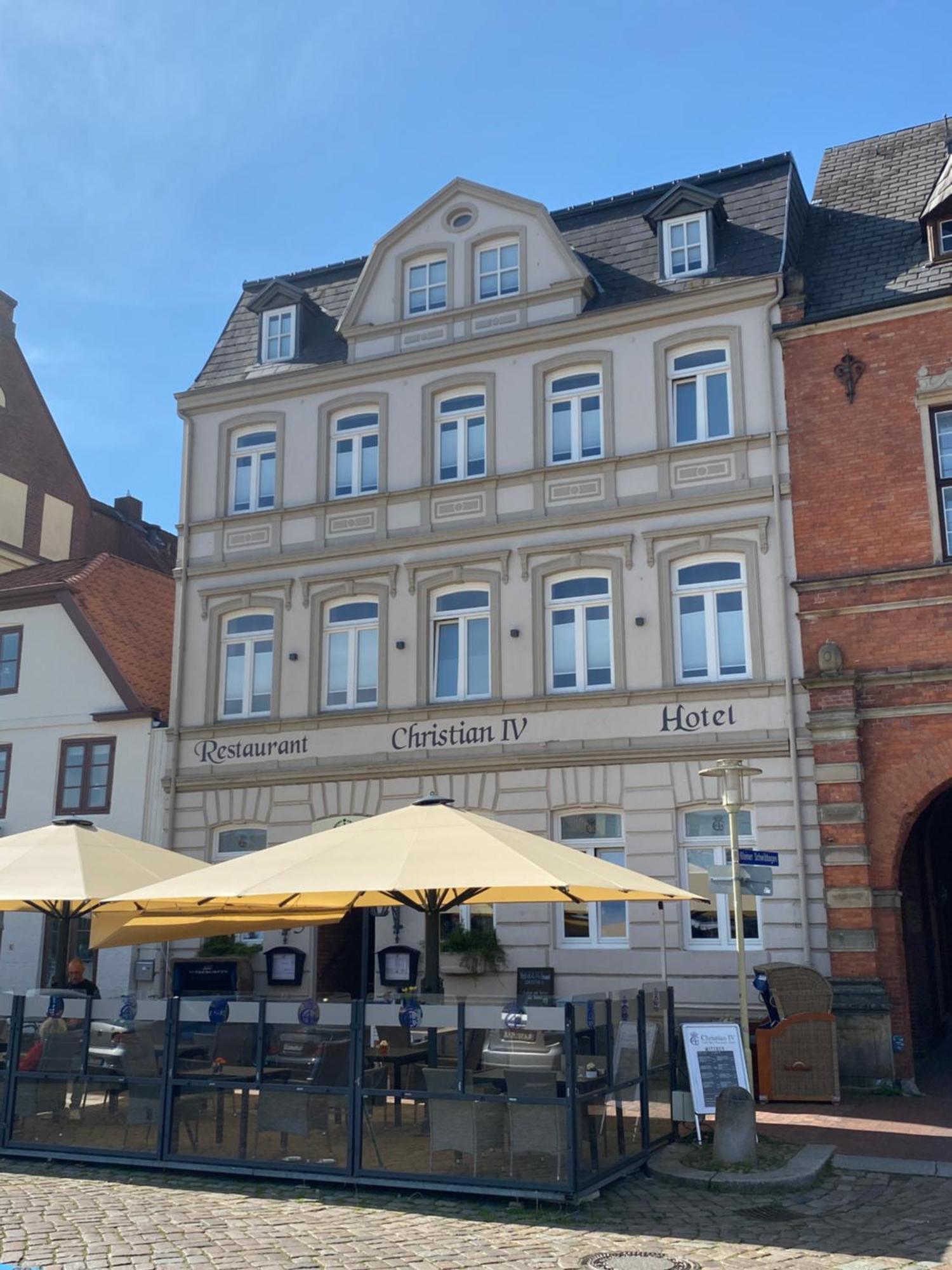 Glückstadt Hotel & Restaurant Christian IV מראה חיצוני תמונה